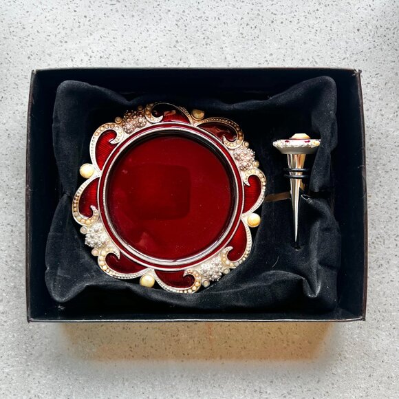 Bombay Co Red & Silver Wine Coaster & Stopper Set - Picture 2 of 13